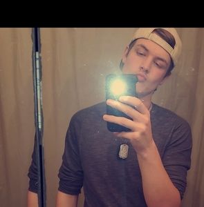 Meet your Posher, Devon